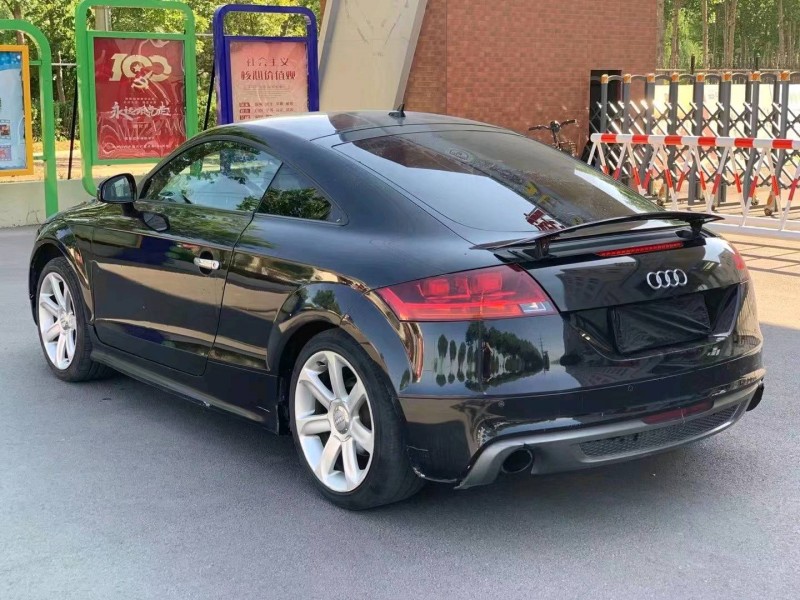 潍坊13年奥迪TT8
