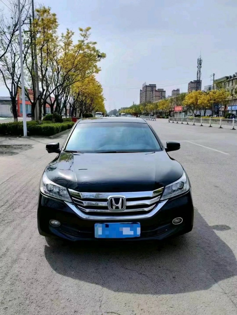 潍坊15年本田雅阁1