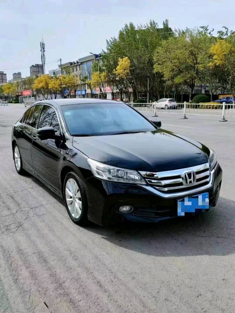 潍坊15年本田雅阁3