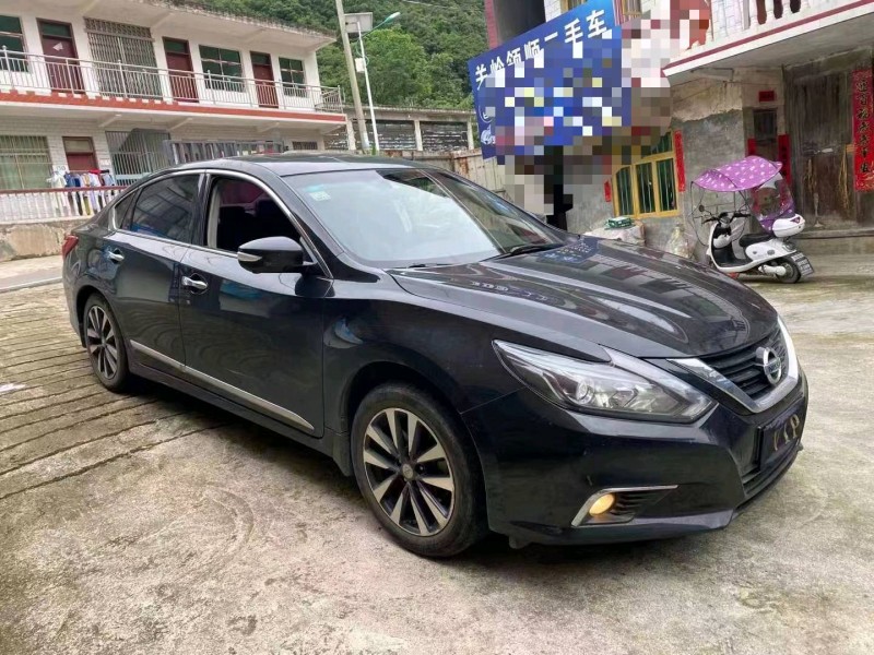 貴陽17年日產天籟6
