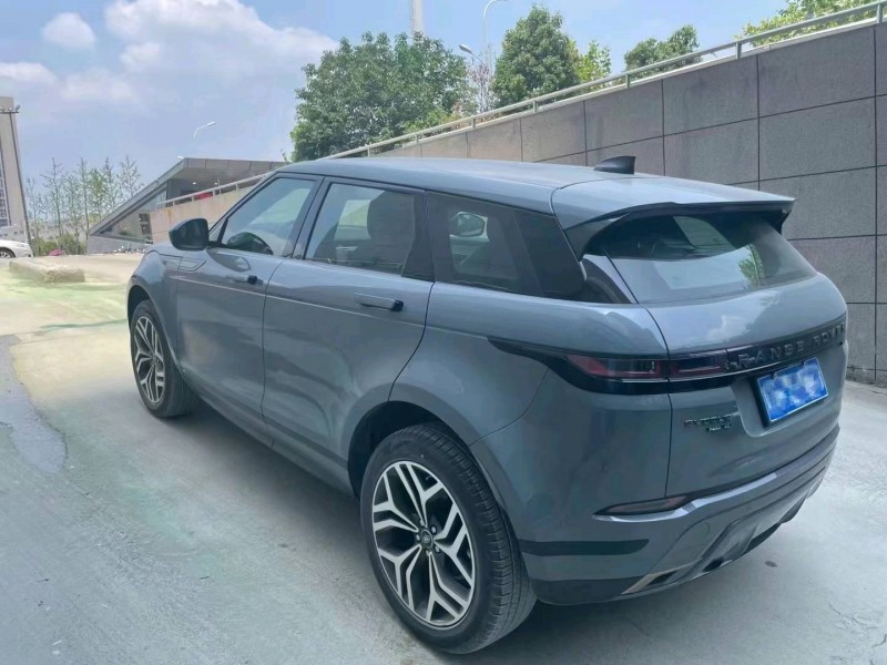 淮南21年路虎极光3