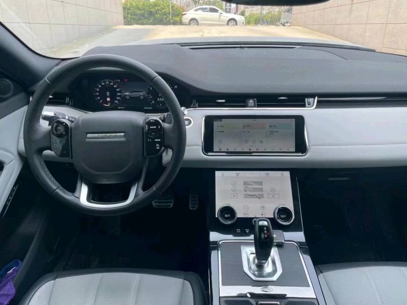 淮南21年路虎极光5