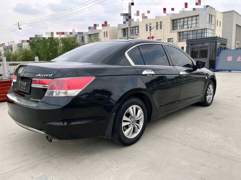 徐州11年本田雅阁7