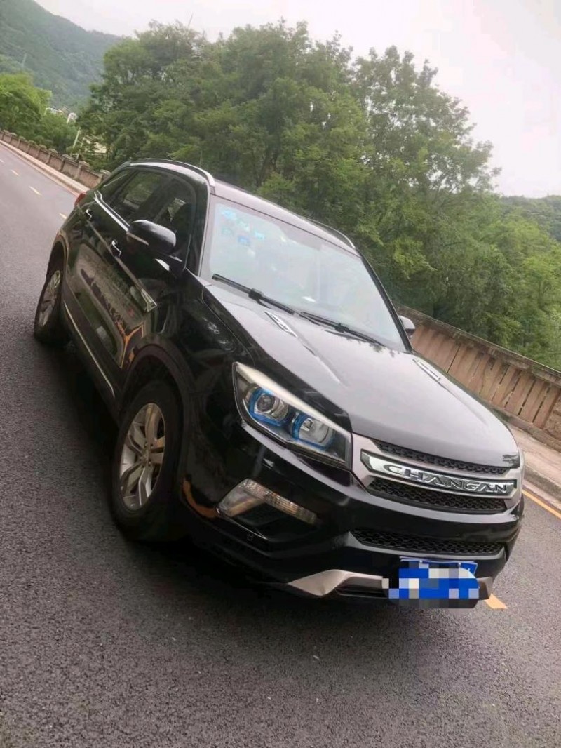 綿陽16年長安汽車CS753