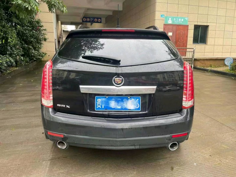 黔西南14年凱迪拉克SRX1