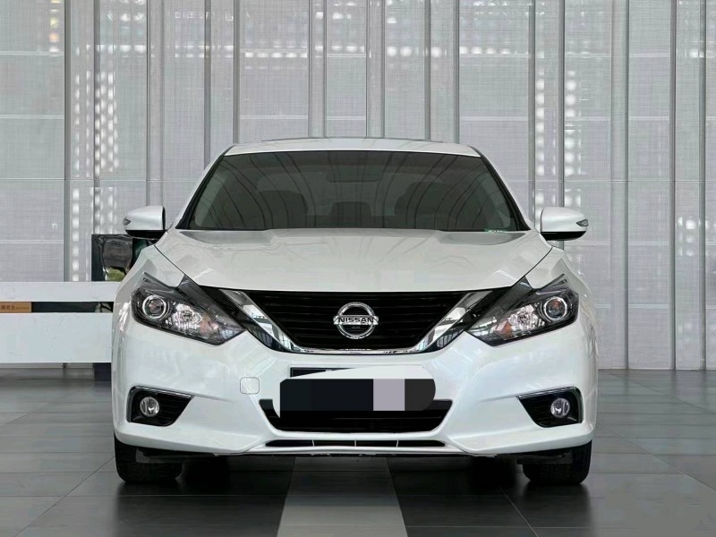 佛山18年日產天籟5