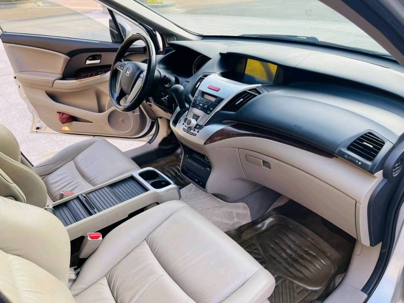 深圳13年本田奥德赛2