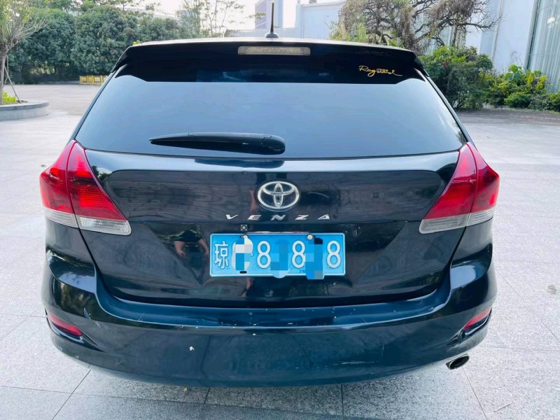 深圳14年丰田威飒3