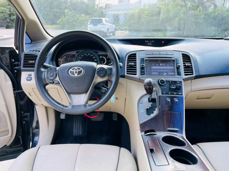 深圳14年丰田威飒2