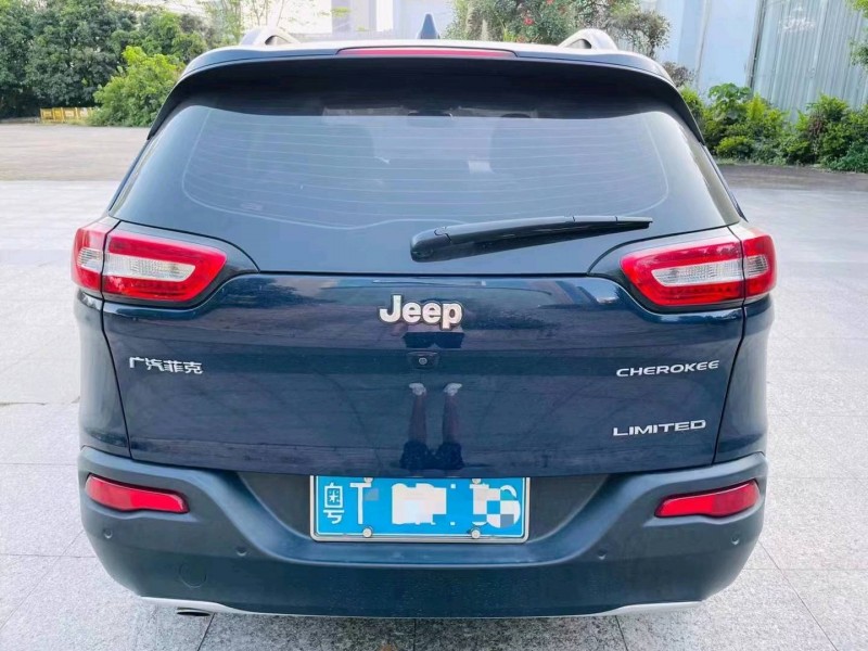 深圳18年Jeep自由光6