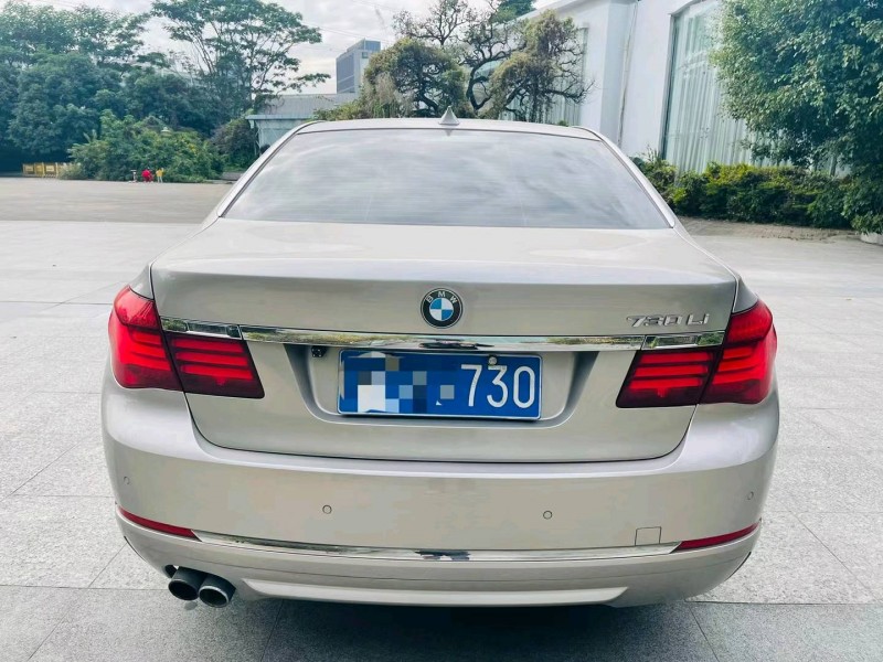 深圳14年寶馬7系4