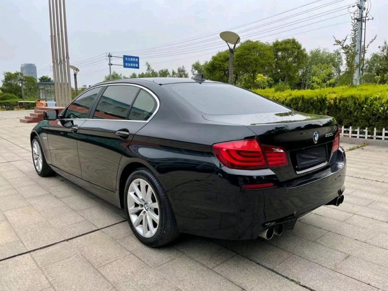 盐城13年宝马5系9