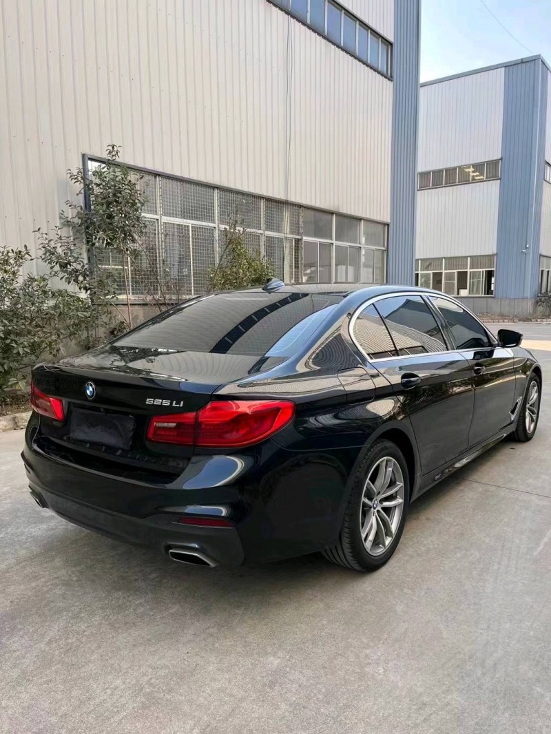 徐州20年宝马5系8