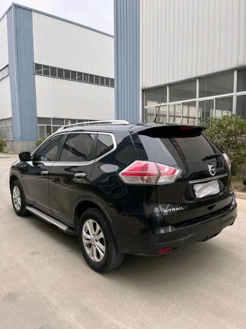 徐州15年日產奇駿4