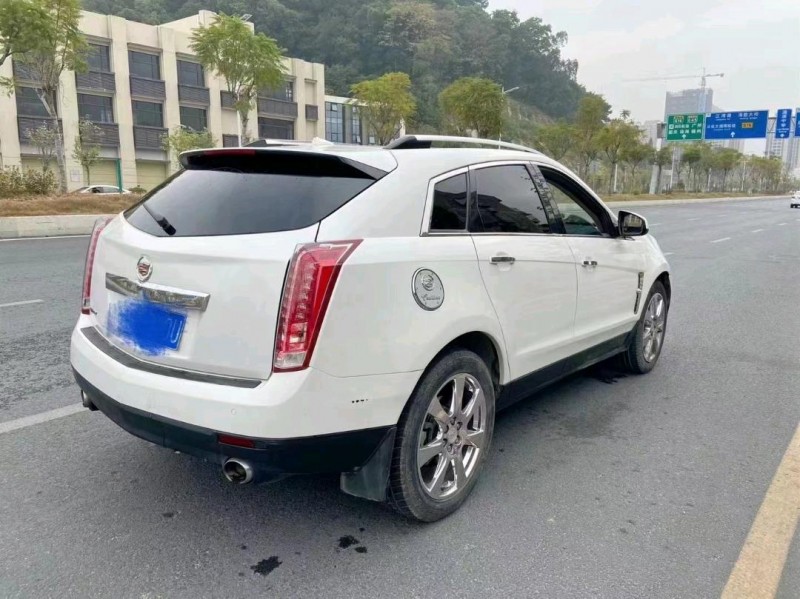 南平12年凱迪拉克SRX9