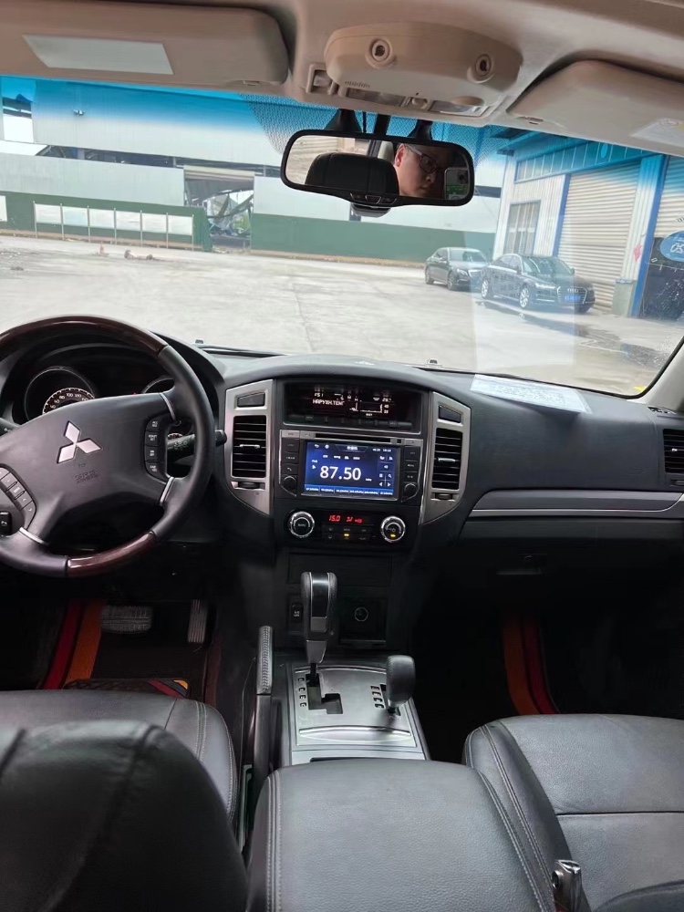 徐州17年三菱帕杰罗4