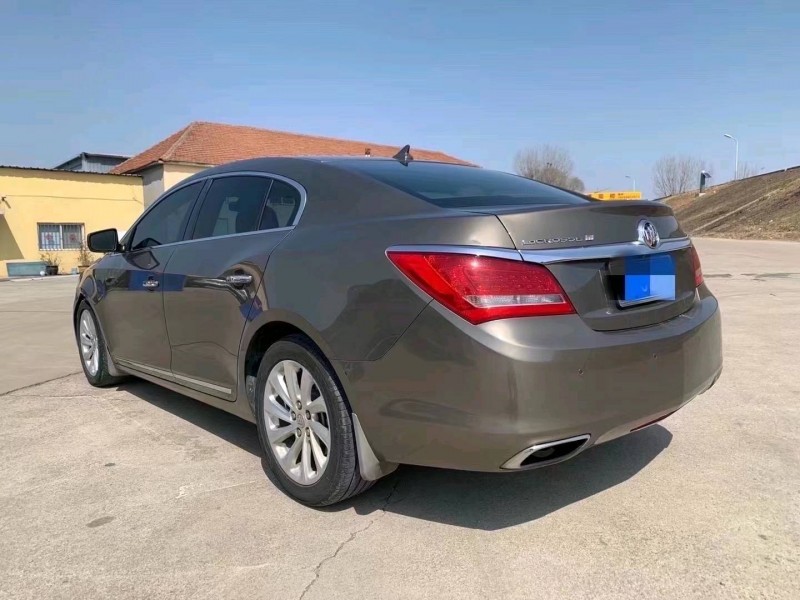 青岛14年别克君越3