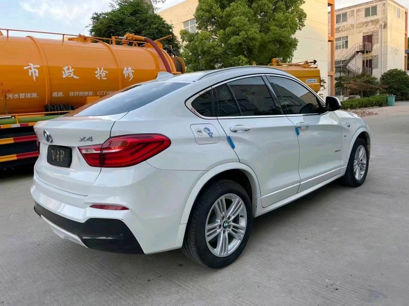 南通18年寶馬X47