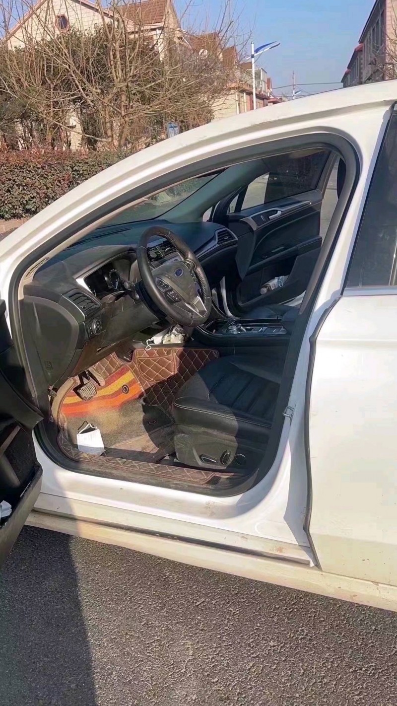 青岛18年福特蒙迪欧4