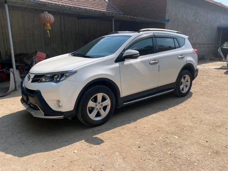 日照15年豐田RAV4榮放1