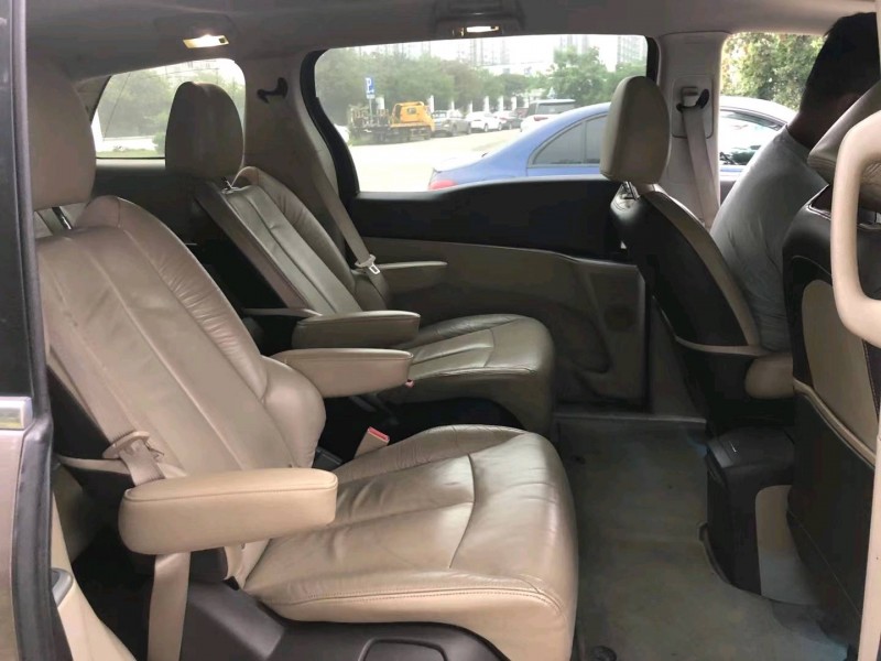 青岛13年别克GL87