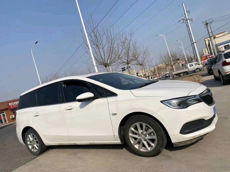 青岛18年别克GL66