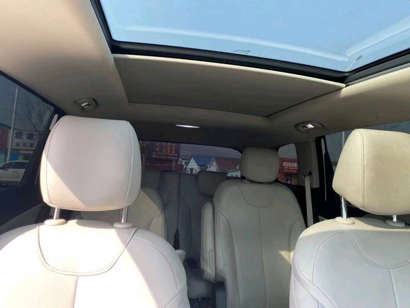 青岛18年别克GL63