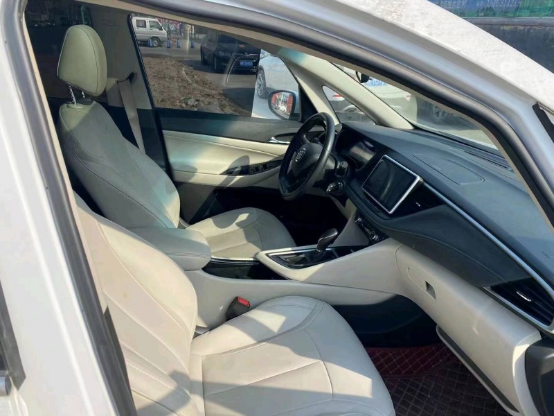 青岛18年别克GL62