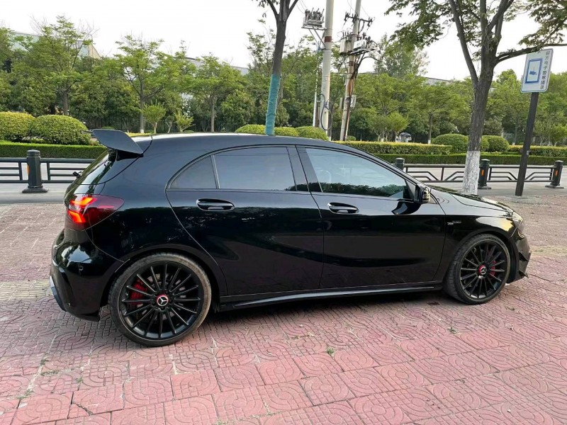 淮北17年奔馳AMG6