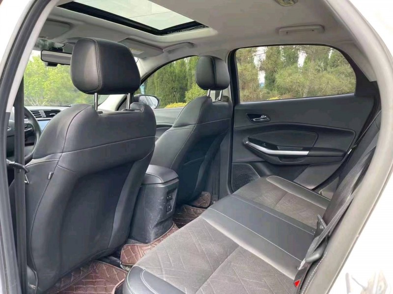 烟台20年福特福睿斯5