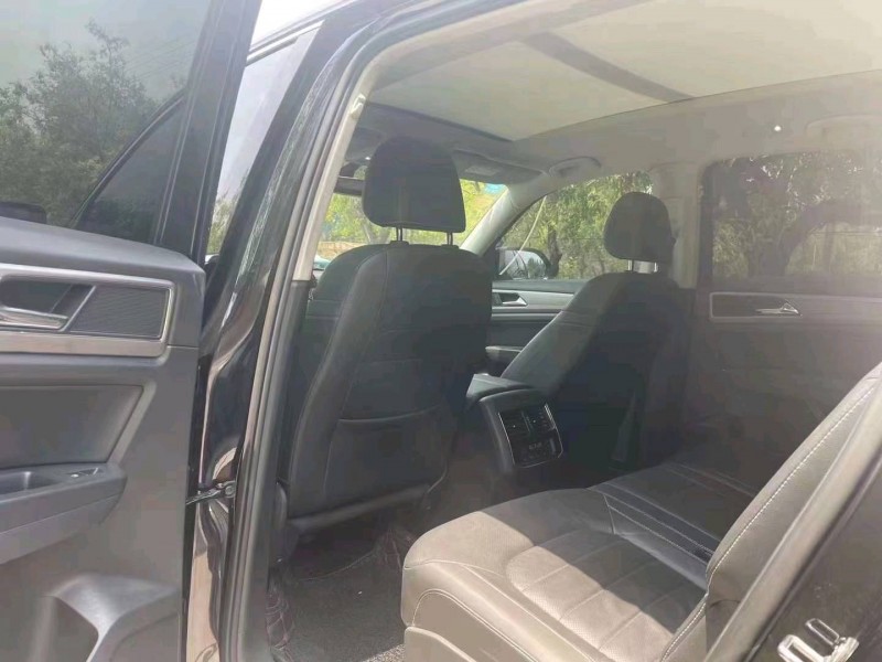 潍坊17年大众途昂5