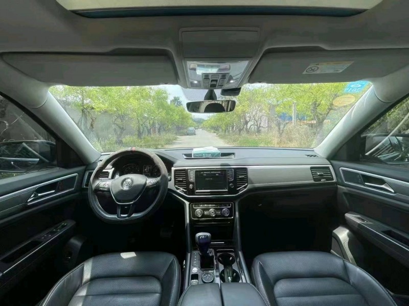 潍坊17年大众途昂4