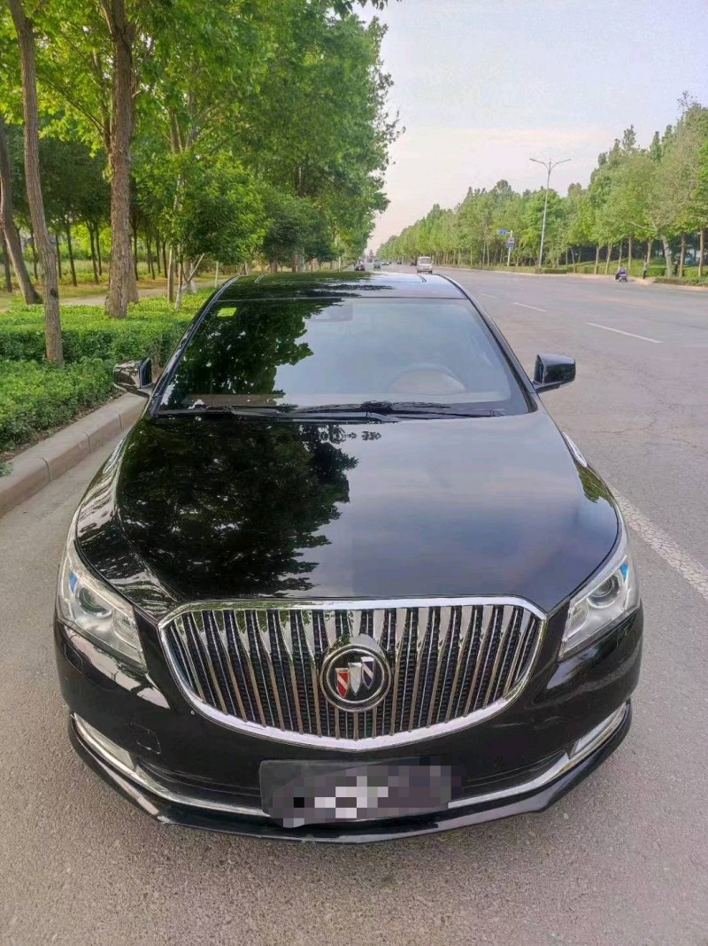 潍坊13年别克君越1