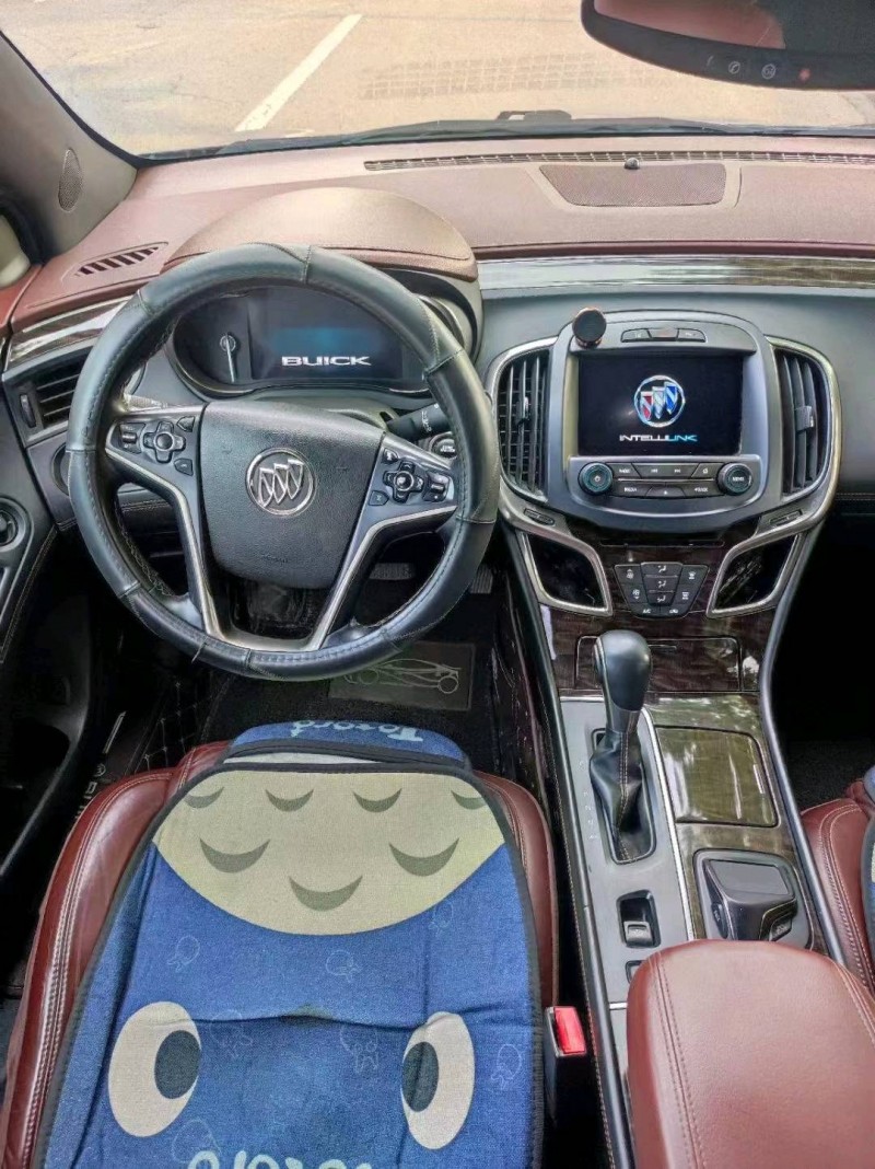 潍坊13年别克君越5