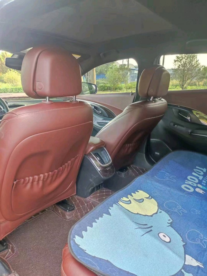 潍坊13年别克君越6