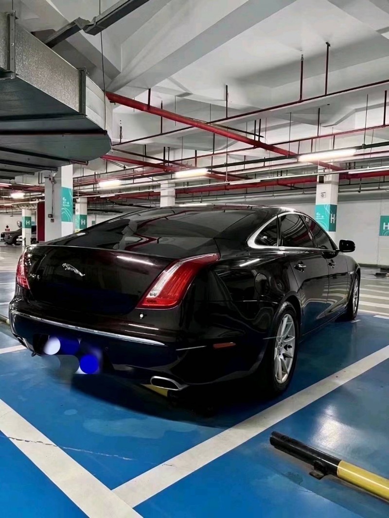 天津12年捷豹XJL7
