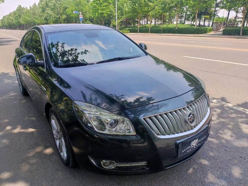 潍坊12年别克君威2