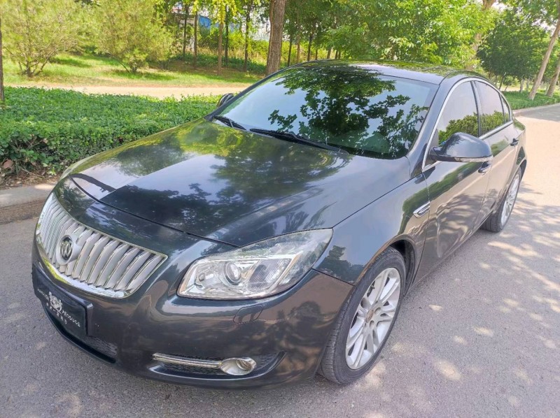 潍坊12年别克君威3