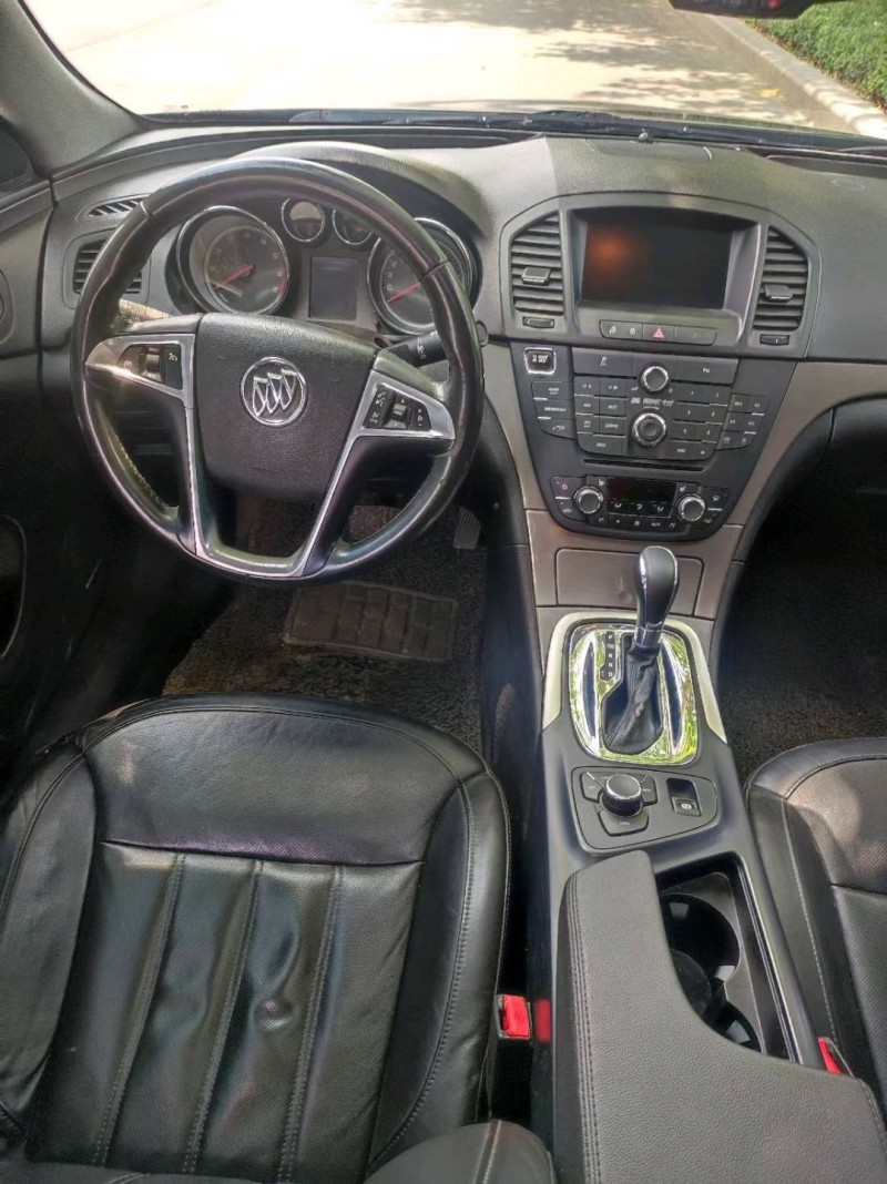 潍坊12年别克君威6