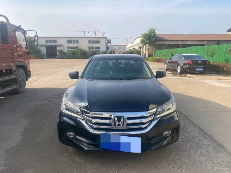 潍坊15年本田雅阁1