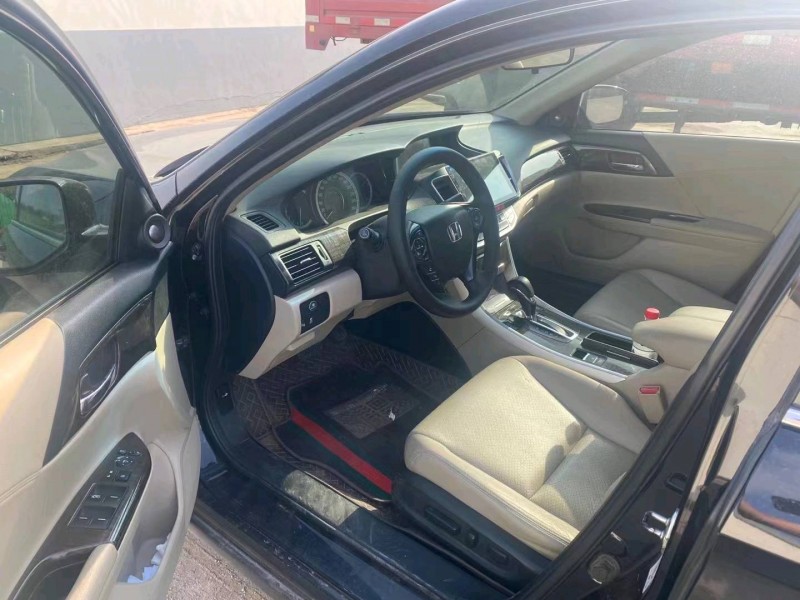 潍坊15年本田雅阁7