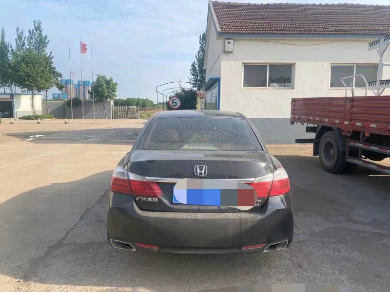 潍坊15年本田雅阁6