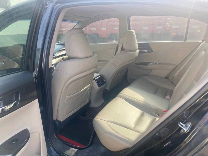 潍坊15年本田雅阁8