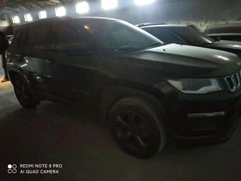 保定17年Jeep指南者3