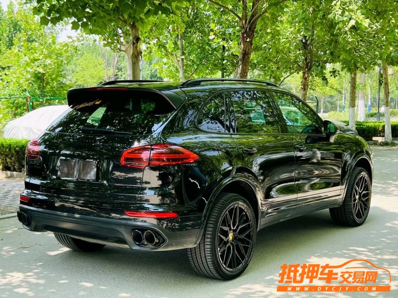 聊城17年保時捷卡宴4