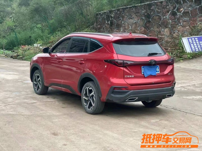 紹興21年江淮思皓X82