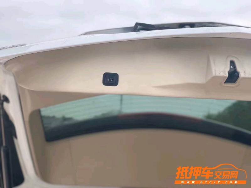 金華12年凱迪拉克SRX5