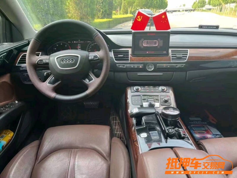 烟台12年奥迪A8L6