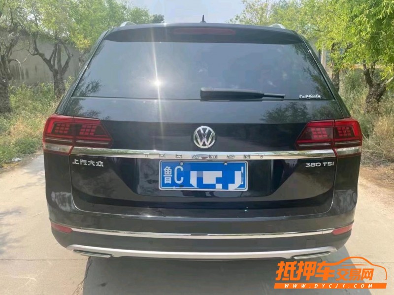 潍坊17年大众途昂6