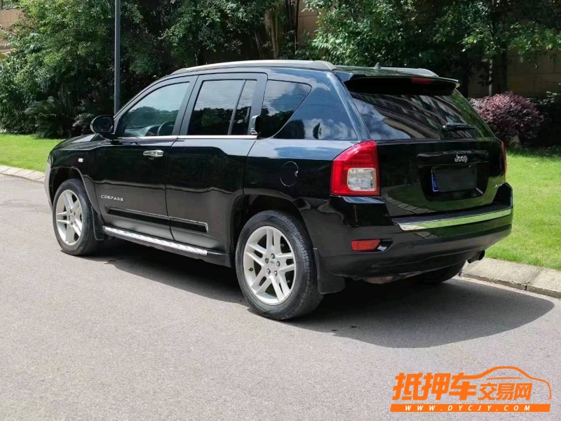 重慶13年Jeep指南者4